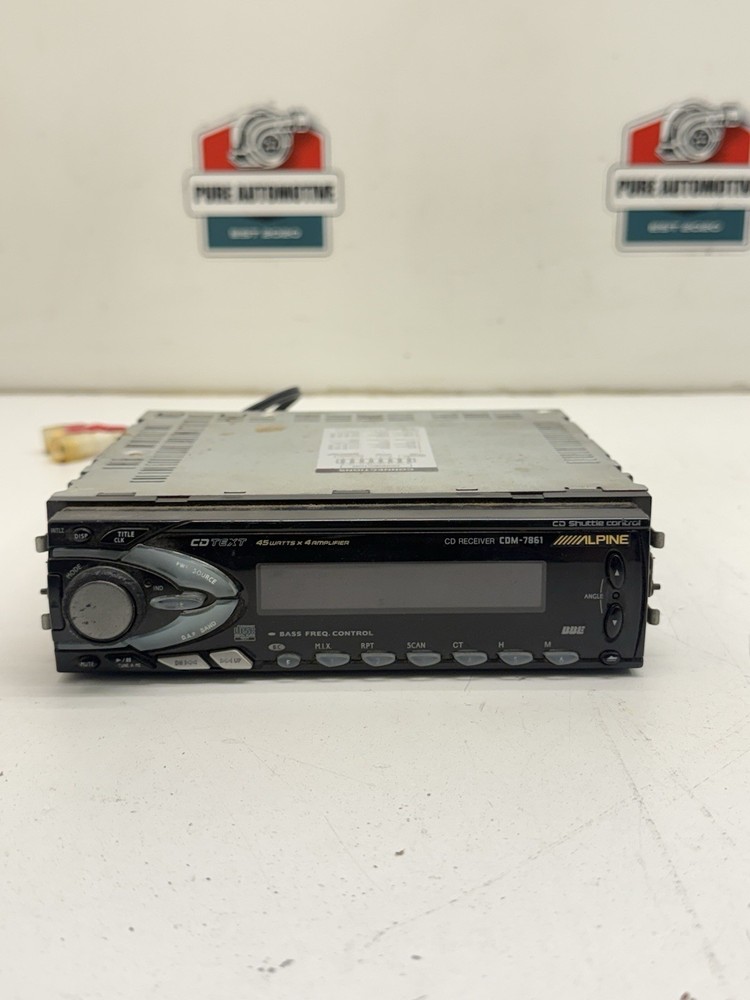 Alpine CDM-7861 Head Unit Stereo Deck Radio