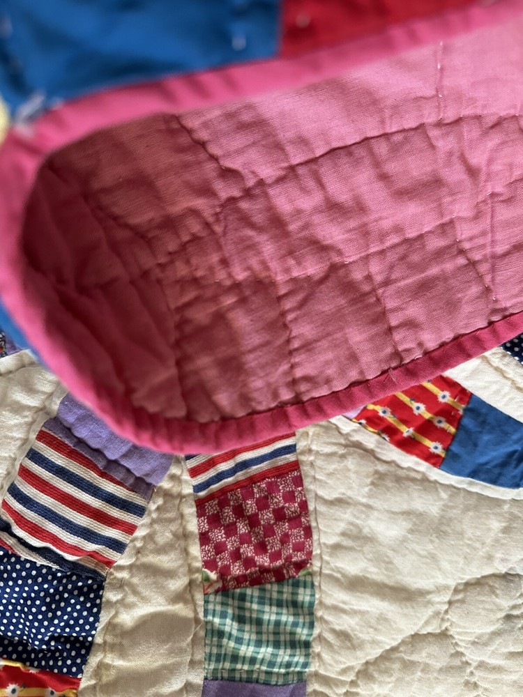 Antique Early Patchwork Pattern Wedding Ring Quilt