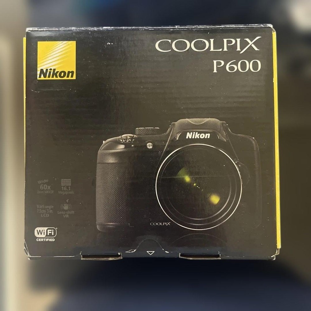 Nikon COOLPIX P600 60x Zoom Digital Camera with Wi-Fi Functionality