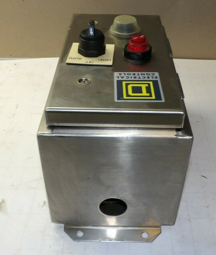 NEW SQUARE D SS ENCLOSED SIZE 0 MOTOR STARTER 4/4X 600 VAC 120 V COIL 8536SBW12