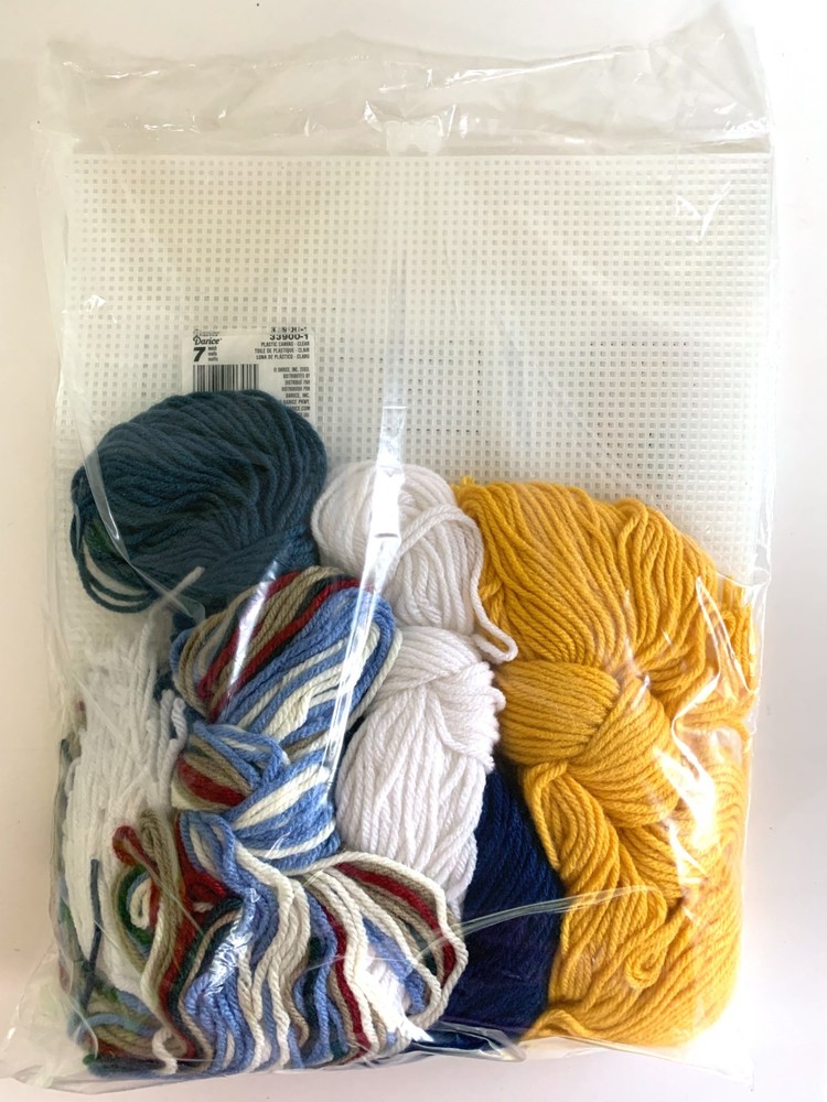 Mary Maxim YELLOW CAPE COD 17882 Plastic Canvas Kit