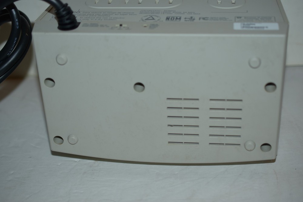 APC Line-R 600 Automatic Voltage Regulator