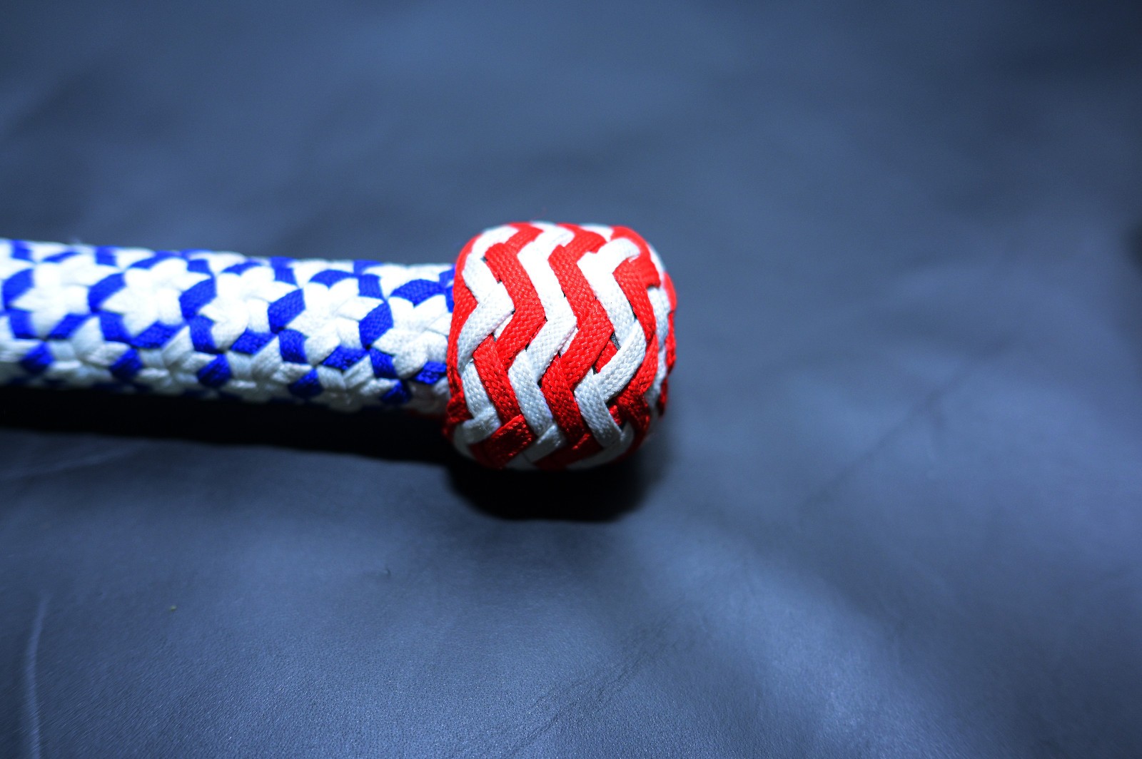 Para-cord Nylon whip Stars Design Whip 2.5 to 24 Feet Long 16 Strands Bullwhip