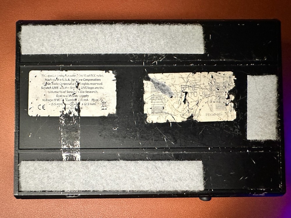 Rane Serato Scratch live SL1 audio interface with USB cable. A Classic!