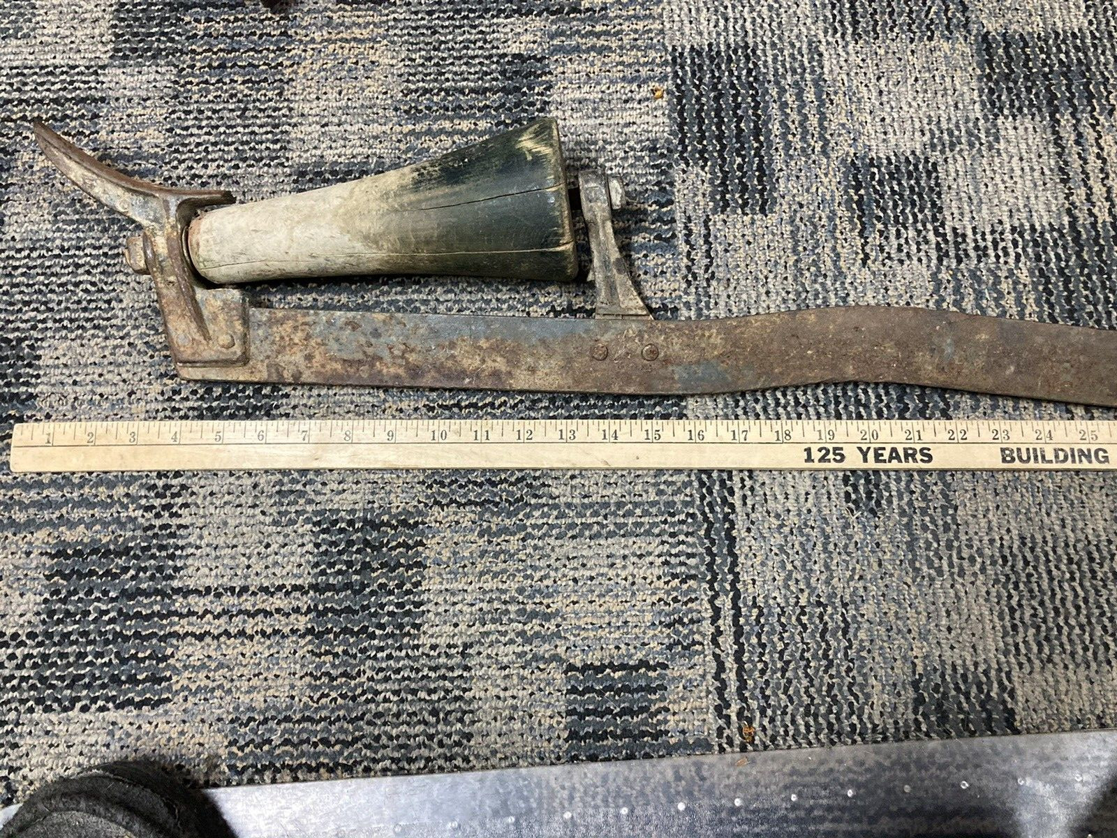 ANTIQUE HORSE DRAWN POTATO DIGGER FARM IMPLEMENT WEED LIFTER old John Deere