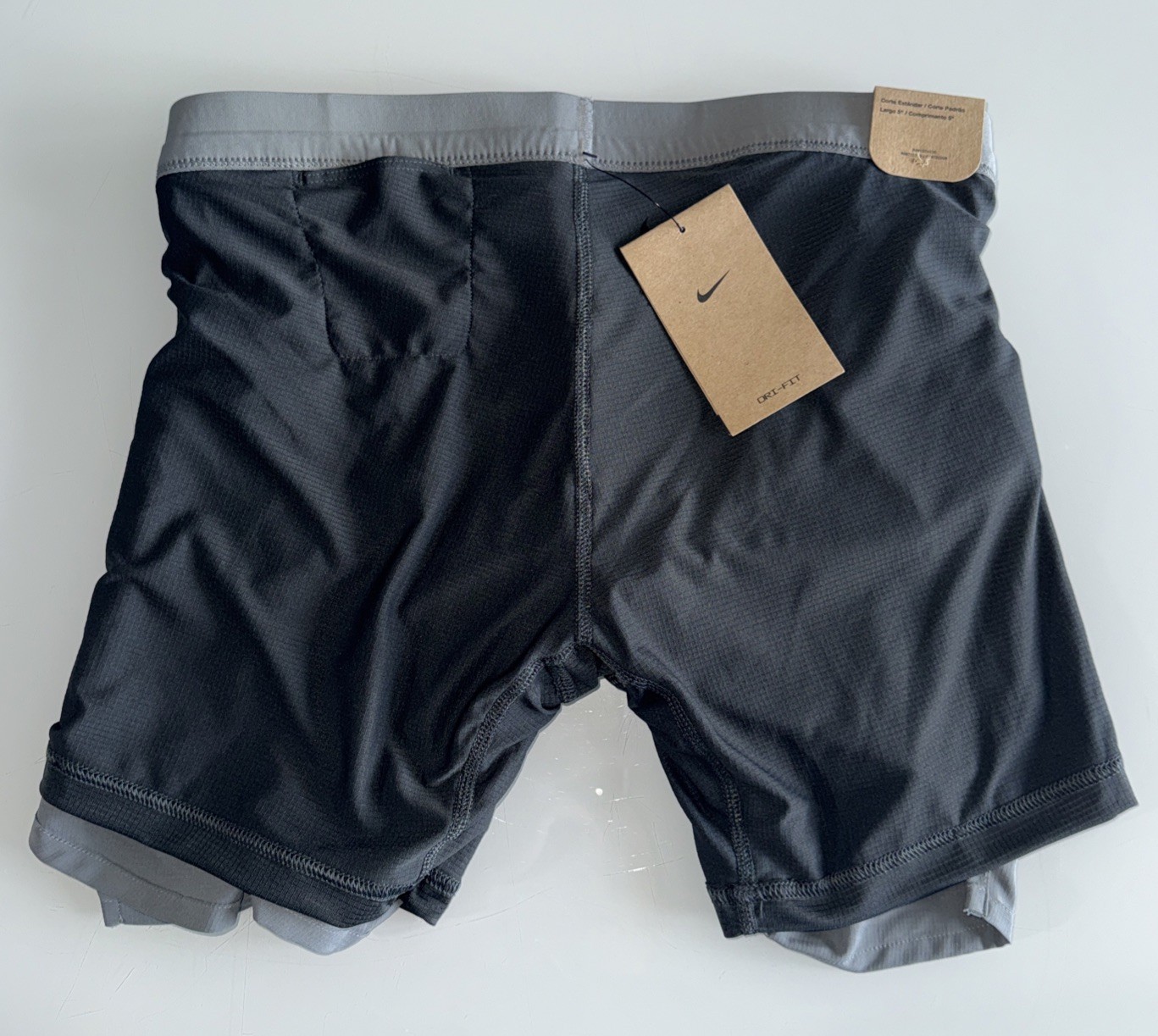 New Men’s M Nike Stride Running Lined 5” Inseam Dri-Fit Gray Workout Gym Shorts