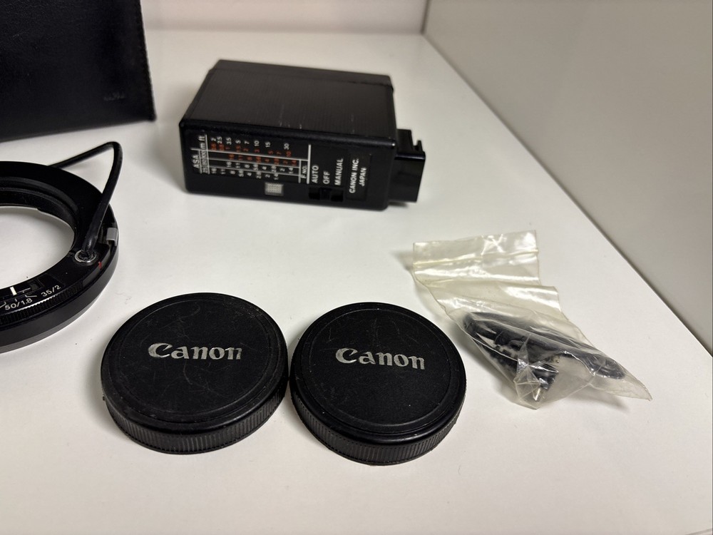 Canon 133D SpeedLite & Flash Auto Ring A2 W/Case