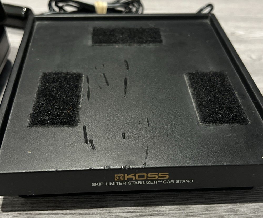 KOSS Portable CD Player DAC Working Model CDP408CP Discman Walkman W/ Stabilizer
