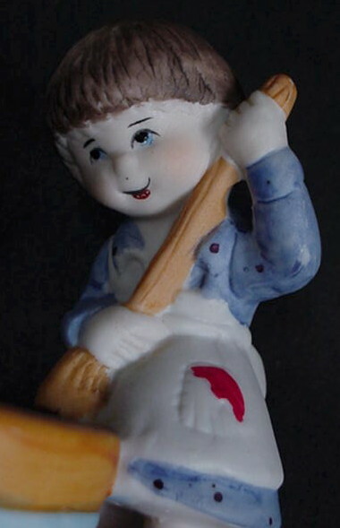 Hershey's Figurine candle