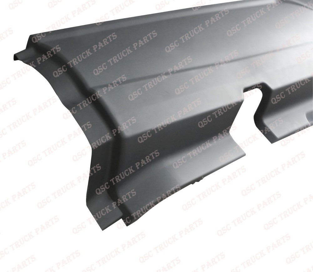 QSC Replacement Right Middle Step Fairing Panel for International LT LT625