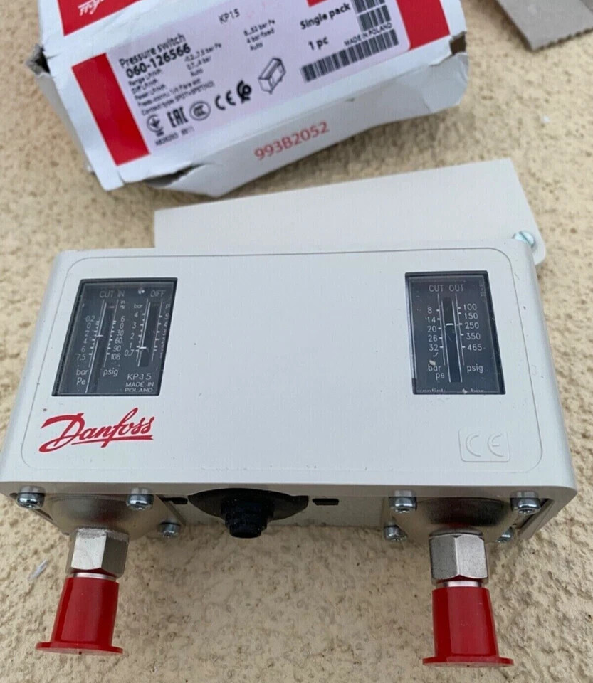 060-126566 Danfoss Pressure switch, KP15.