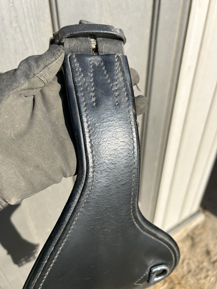 Schleese girth Black 30”
