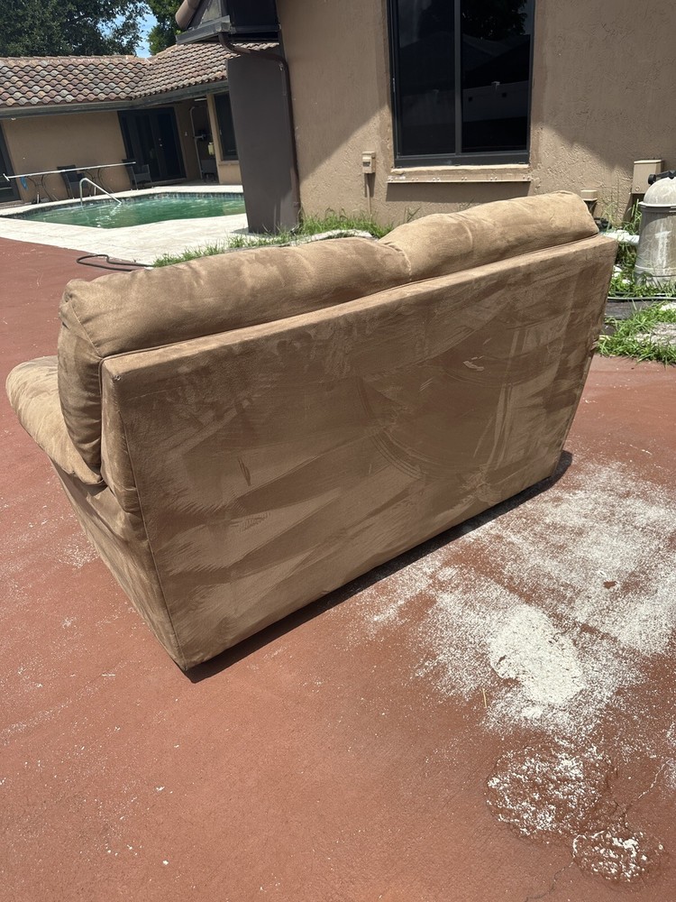 couches sofas
