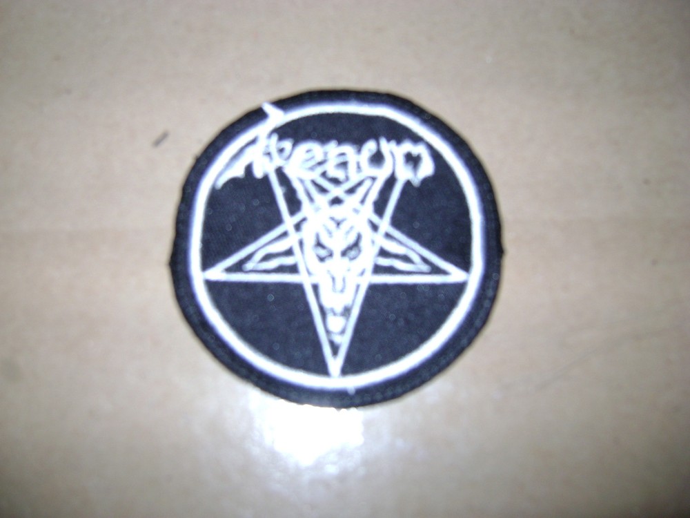 VENOM + LOGO, SEW ON EMBROIDERED PATCH