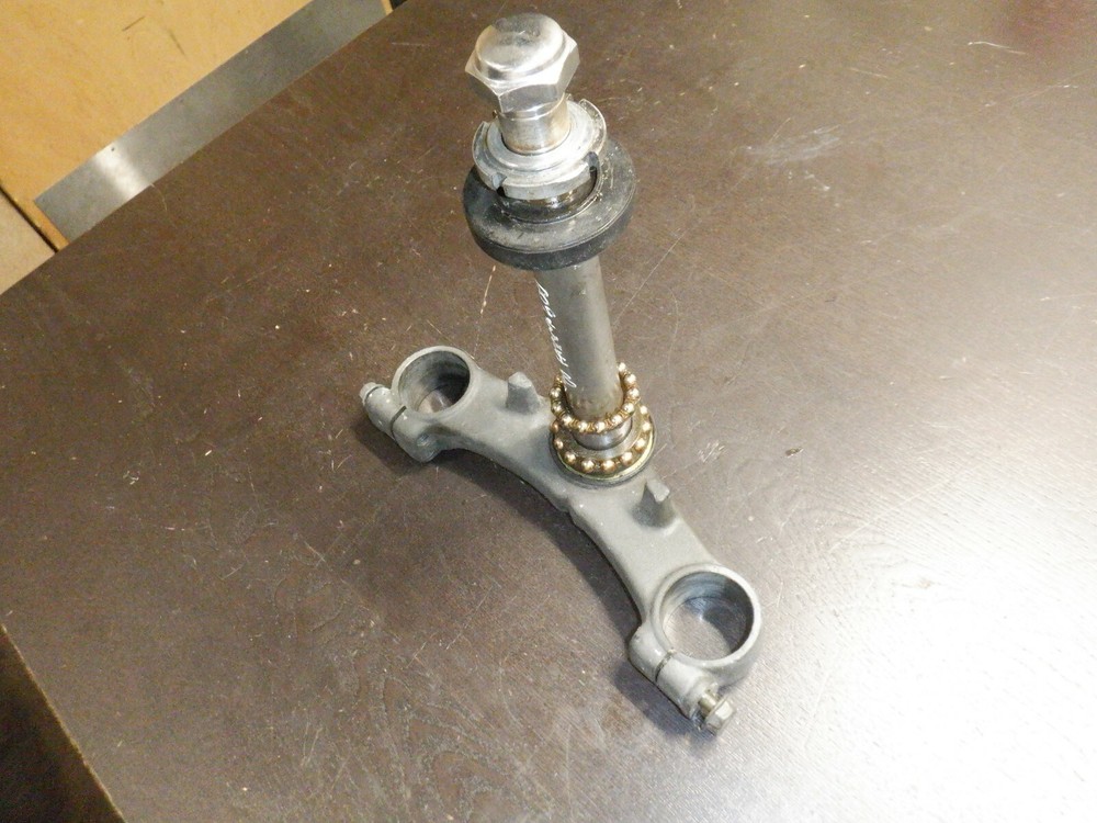 2000 Suzuki Katana 600 | Lower Triple Tree Steering Stem | Used OEM
