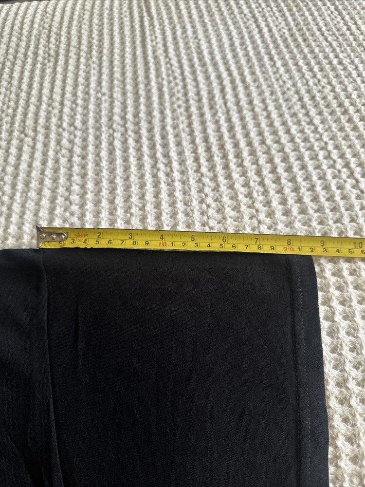 KISS SHIRT PRE-OWENED SIZE M VINTAGE ROCK AND ROLL OVER