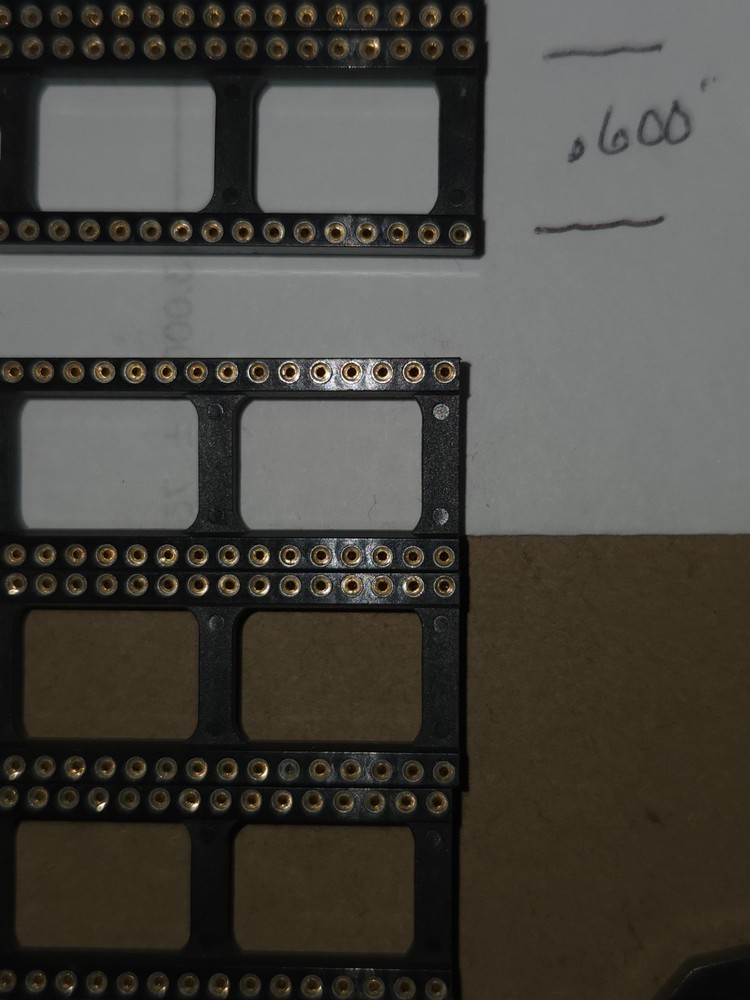 32 PIN screw MACHINE IC SOCKETS GOLD INSERT NEW