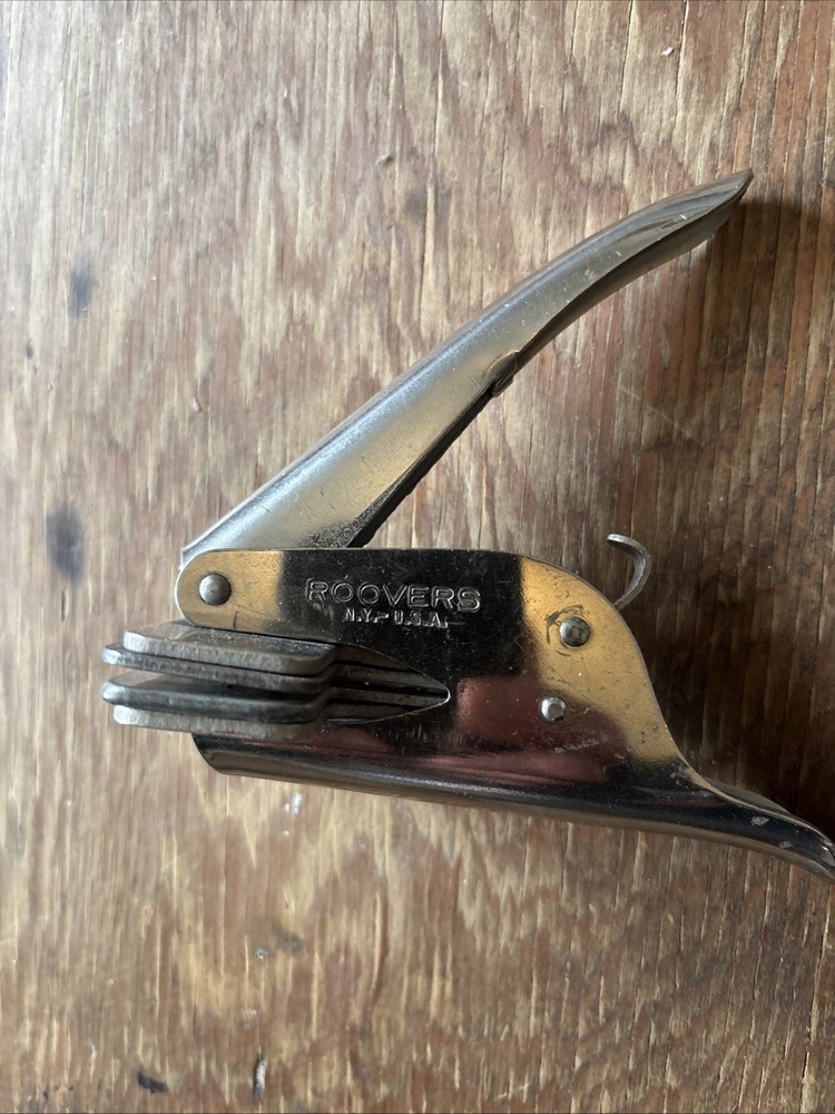 Roovers Monogram Embosser
