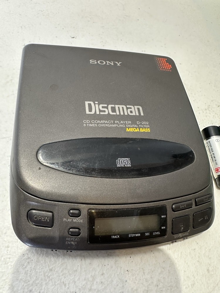 Sony Discman D-202 Compact Disc Player TESTED WORKING