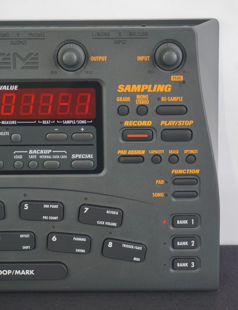 Zoom ST-224 SampleTrak Drum / Groove Machine & Sampler