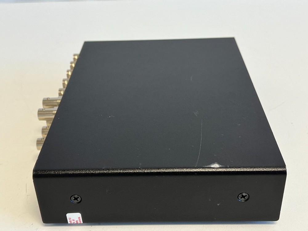 Shelf1: INLINE 3552R HIGH RESOLUTION RGBHV SWITCHER
