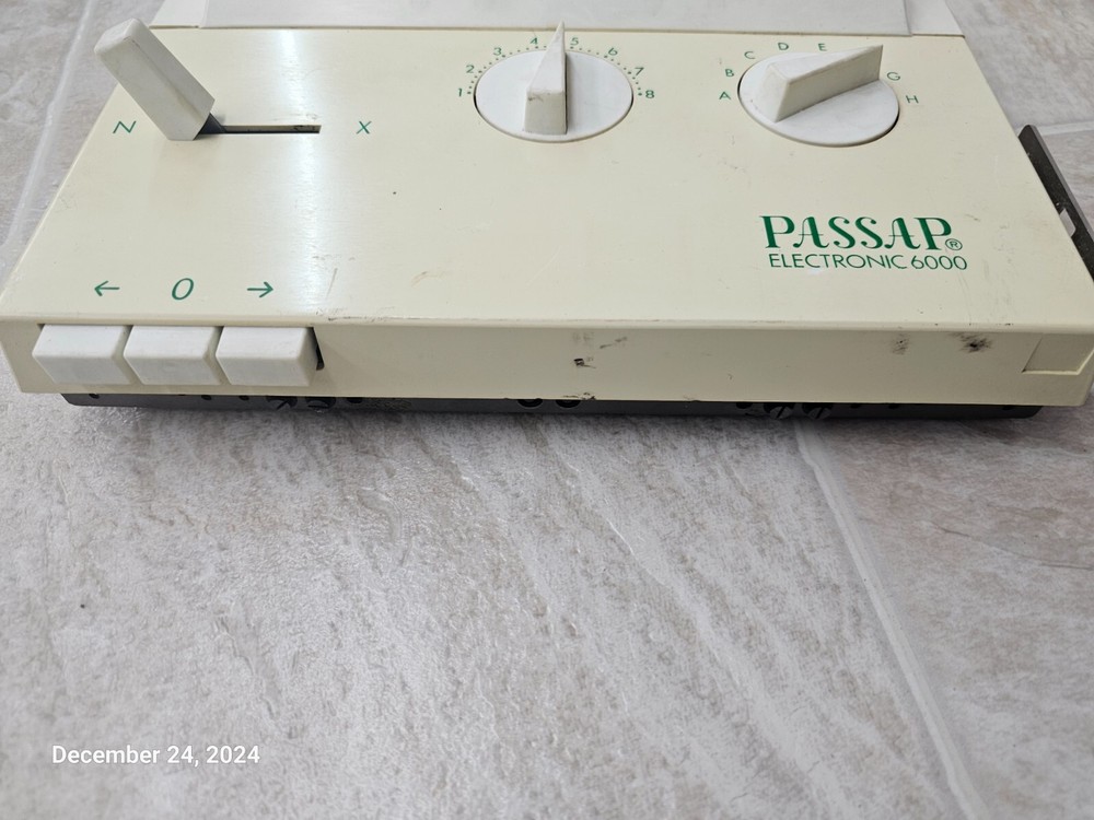 Passap E6000 Knitting Machine Back Rear Lock (Carriage)