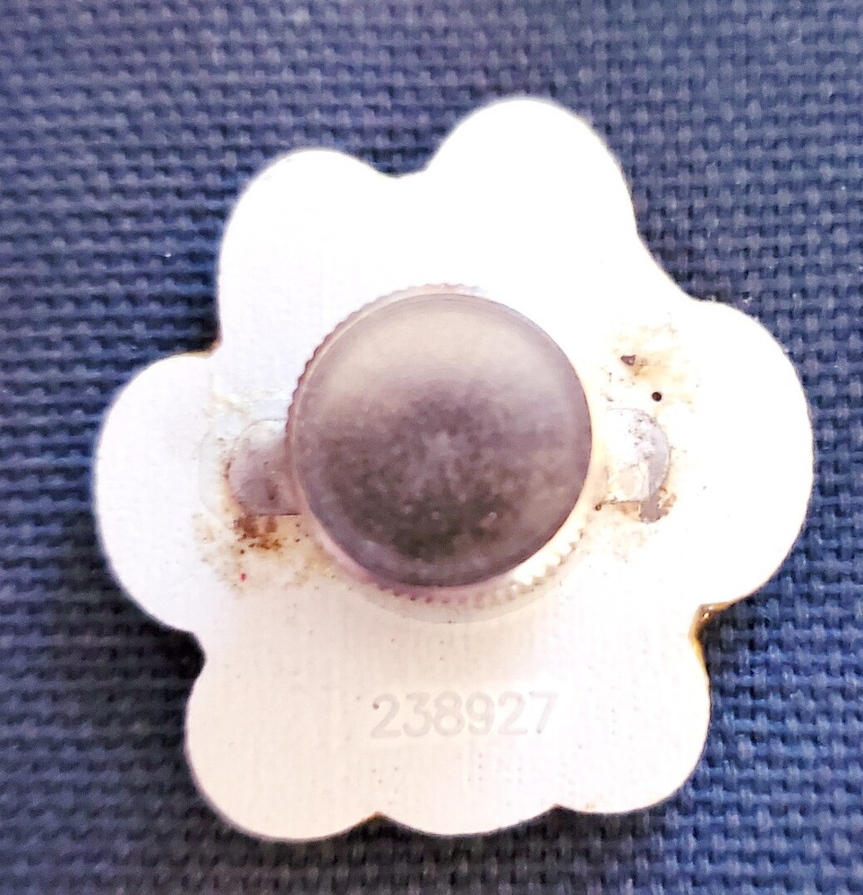 Fun Novelty 1" Lighted Paw Print
