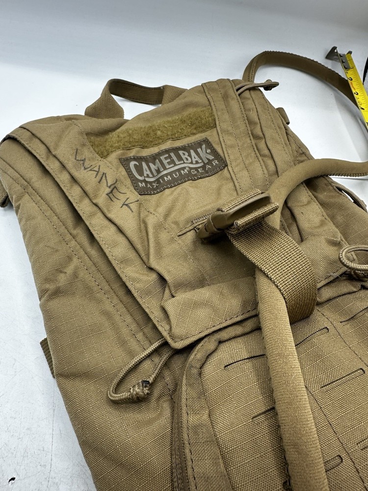CamelBak Ambush 100oz 3L Mil Spec Hydration Pack Coyote Tan Includes Bladder EUC