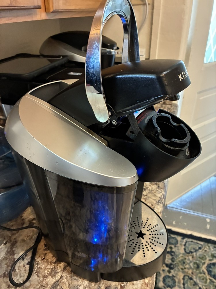 Keurig K70 Coffee Maker Brewing System Single K Cup Coffee Maker- Tested Working