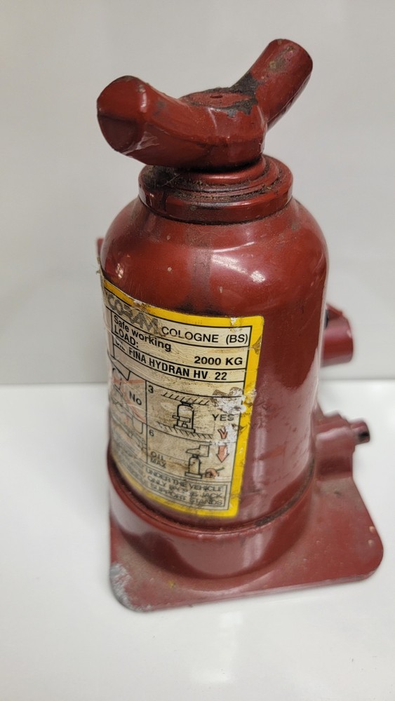 land rover bottle jack