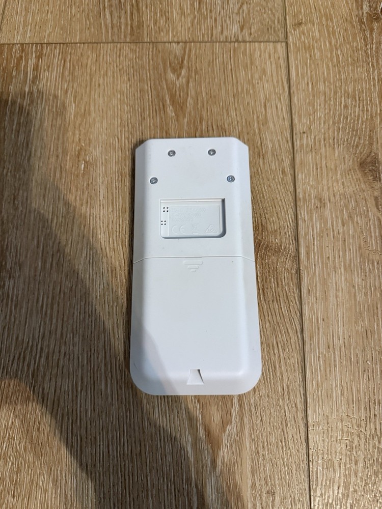 Simplisafe Model SSKP3 Security Keypad Wireless White - Keypad only