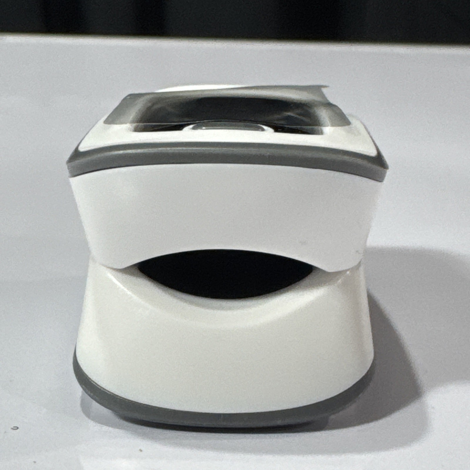 Fingertip Pulse Oximeter, Blood Oxygen Saturation Monitor (SpO2) with Pulse Rate