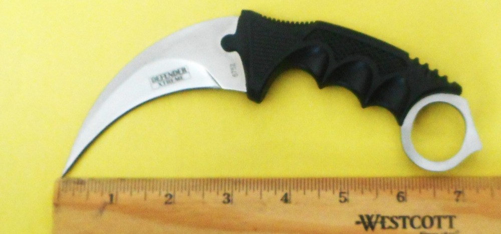 JOGGERS NECK KNIFE