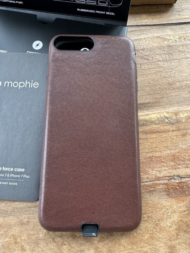 Mophie iPhone 7 Plus Charge Force Case Tan Brown Leather