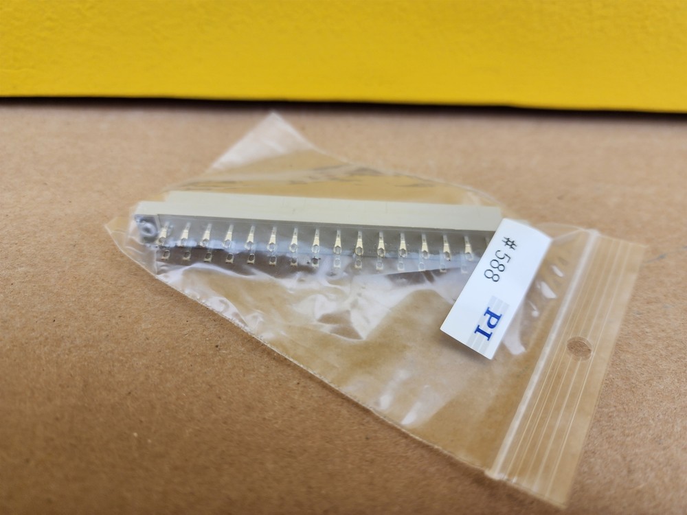 PI E-621.SR Piezo Amplifier/Servo Controller Module, 1 channel, RS-232, 30-130 V