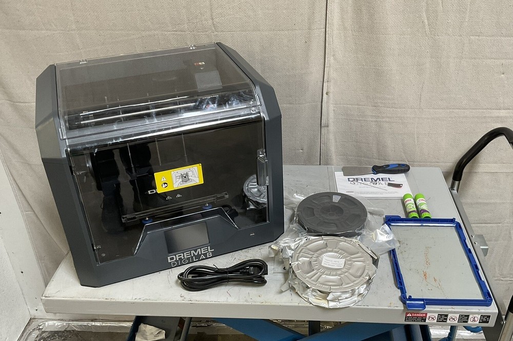 DREMEL 3D45-01 3D Printer 120V 100 microns
