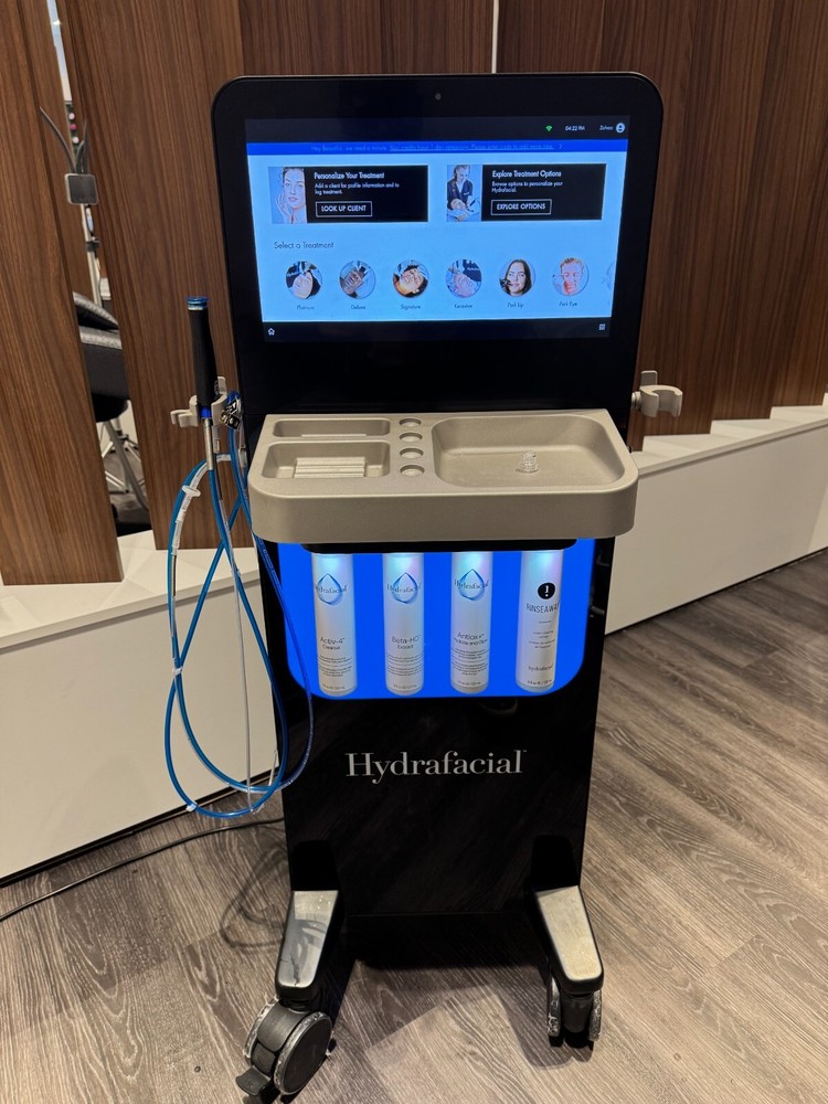 HydraFacial Syndeo Facial Machine