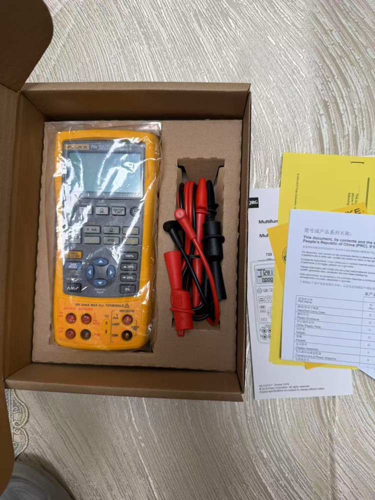 Fluke 725 Multifunction Process Calibrator CALIBRATED