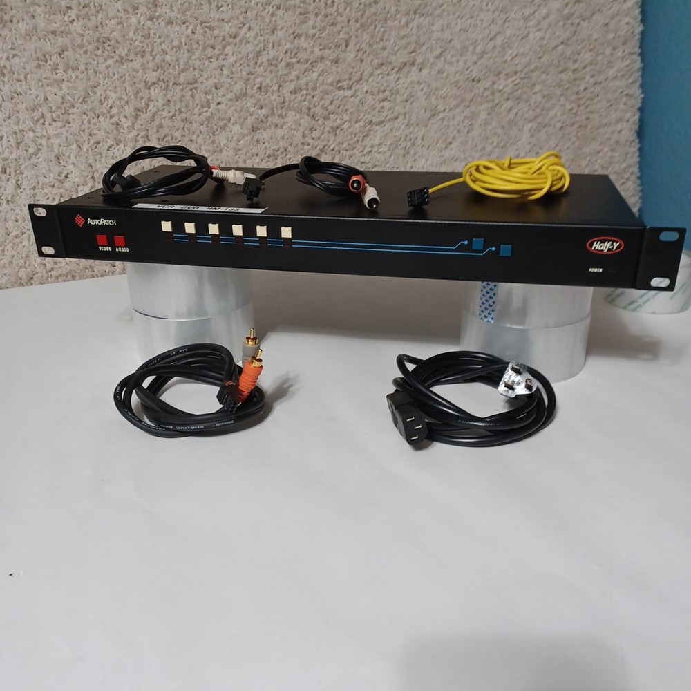 AutoPatch Half-Y Audio/ Video Distribution Matrix
