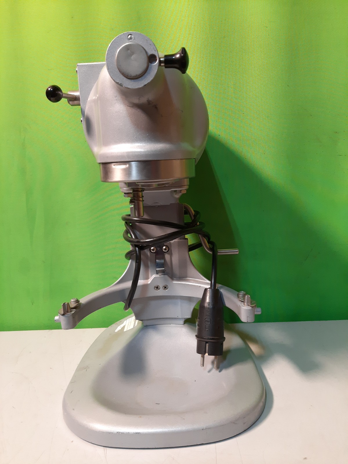 Hobart N50 5 Quart / 5 Qt. Countertop Commercial Mixer