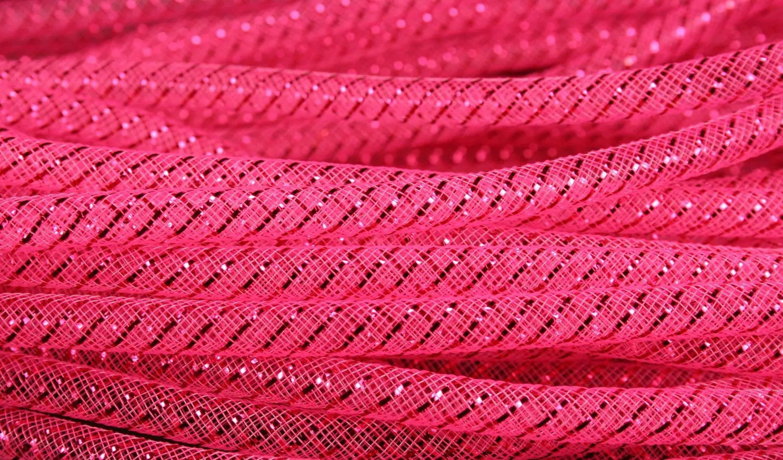 CYBERLOX 8mm Deco Mesh Tubing Flexible Party & Holiday Craft