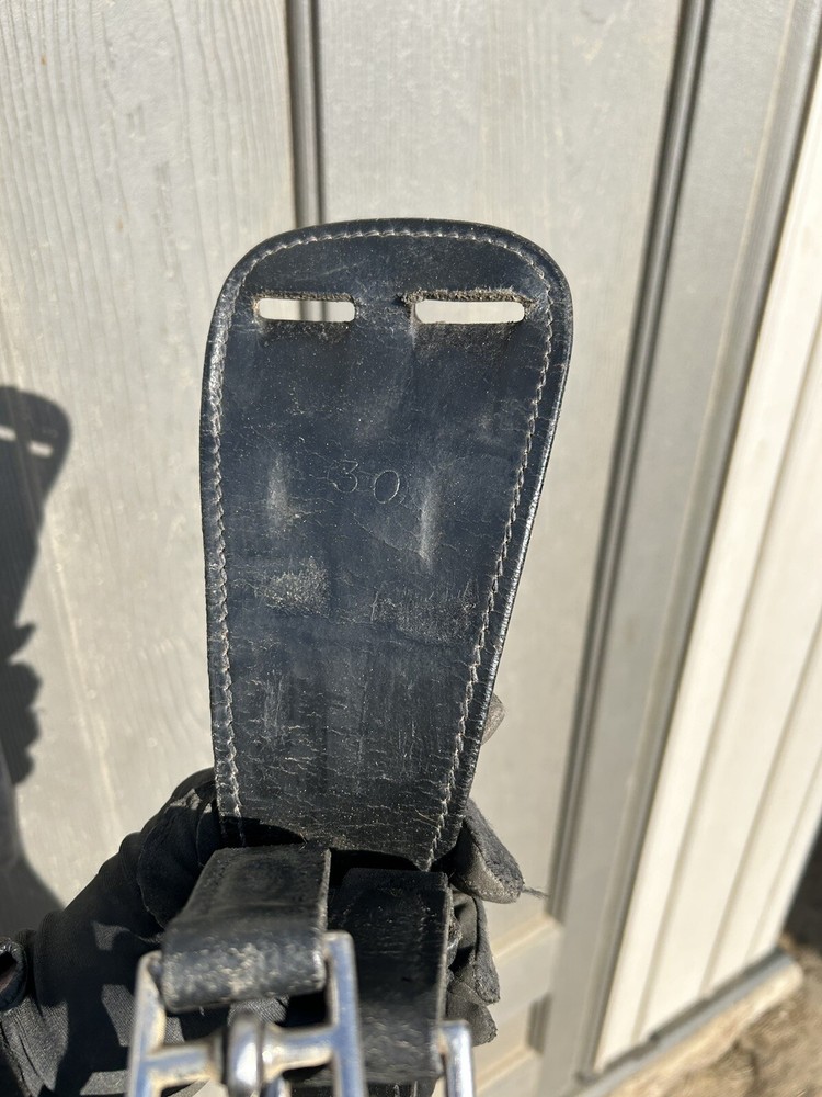 Schleese girth Black 30”