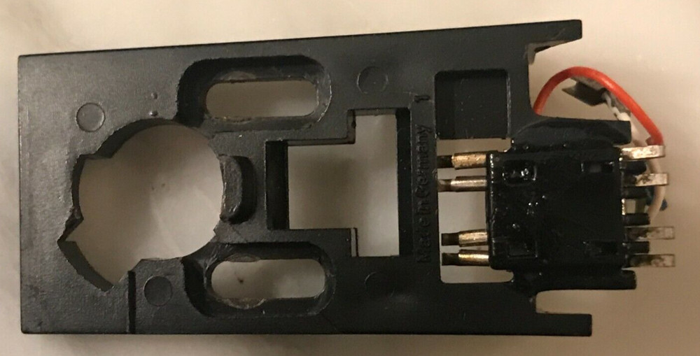 DUAL HEADSHELL SLIDE SUITABLE FOR DUAL TURNTABLES ;
