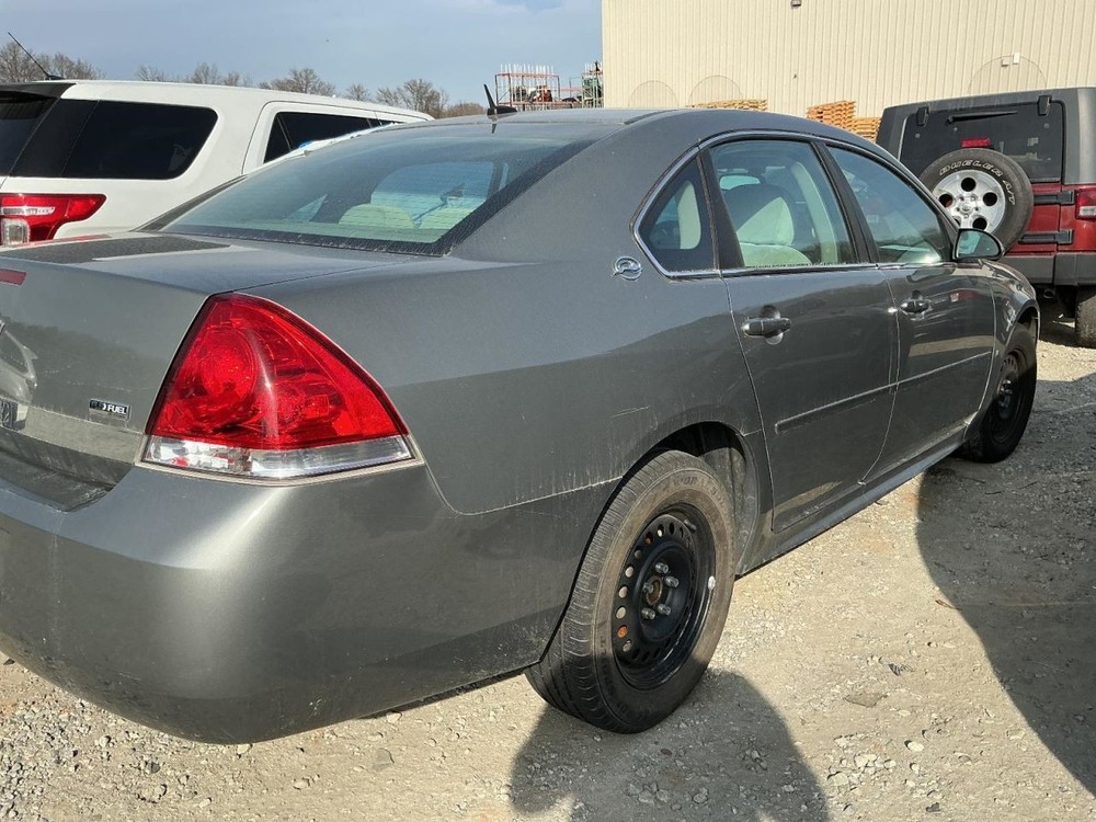 IMPALA 2009 Glove Box 4920969