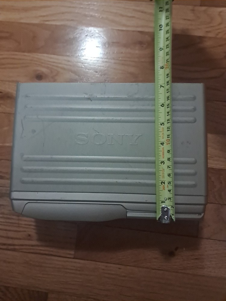 Sony 10 Cd Changer CDX-525RF UnTested No Cords