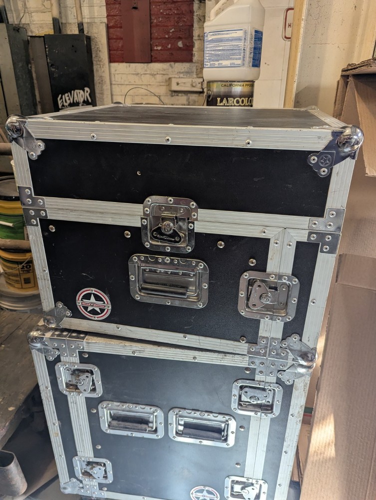 Road Runner 12RRU-AD Hard Case + M4URR