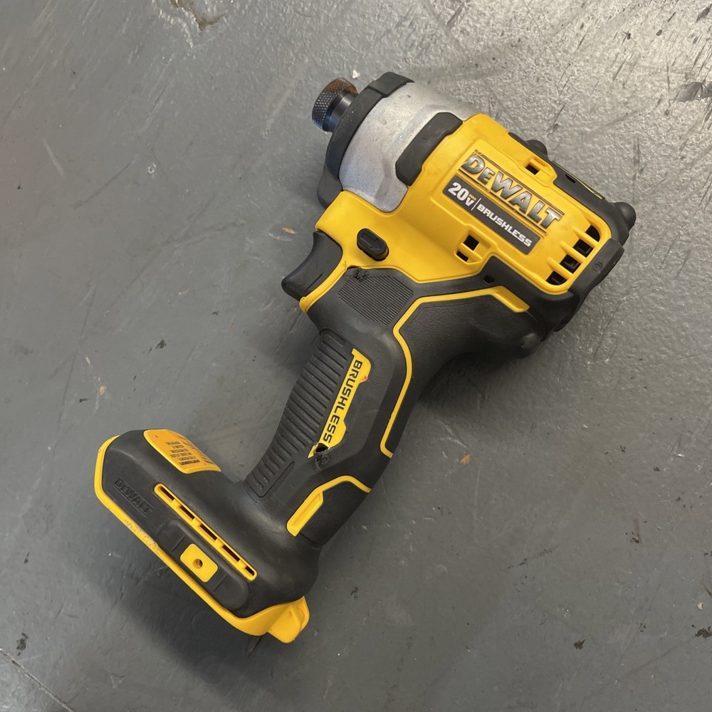 Dewalt DCF809 1/4” impact Driver.  ¡¡Don’t Work‼️