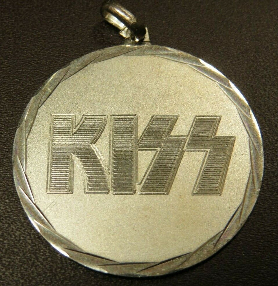 KISS LOGO SILVER MEDALLION PENDANT OFFICIAL 1998