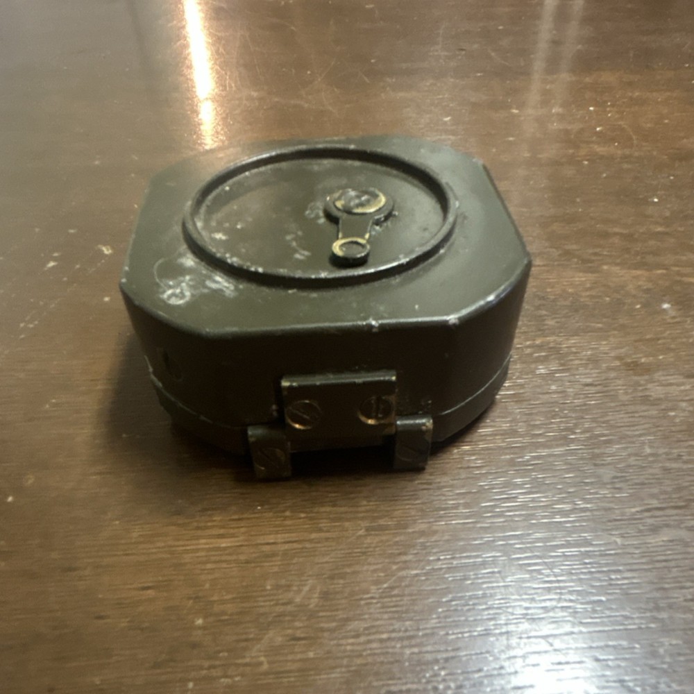 Vintage Military-Style M2 compass