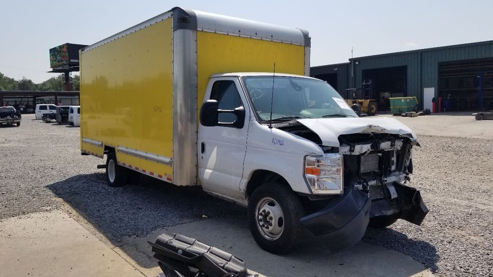 24 FORD E350 SUPER DUTY ENGINE FUSE BOX 7.3L